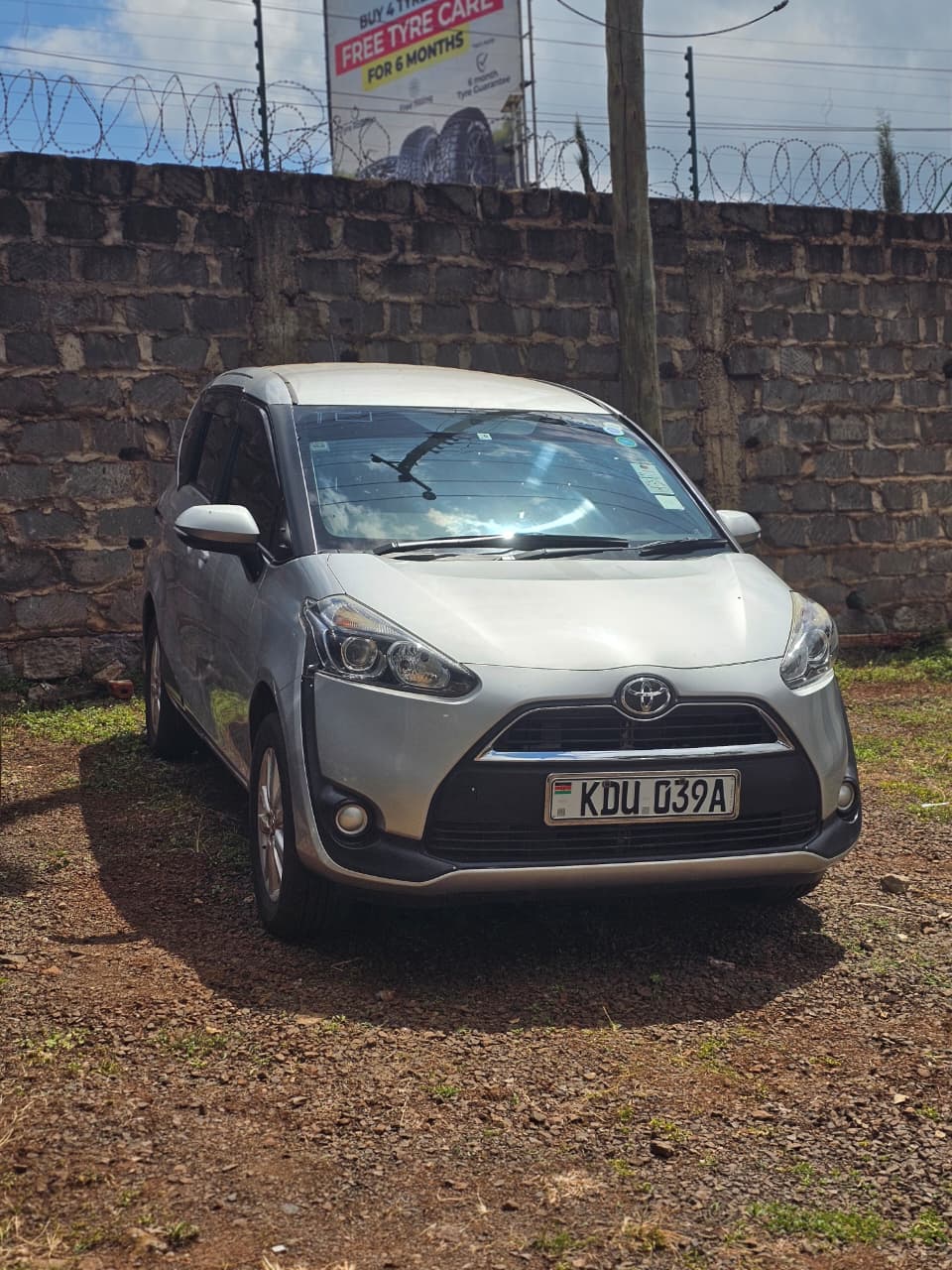 TOYOTA SIENTA